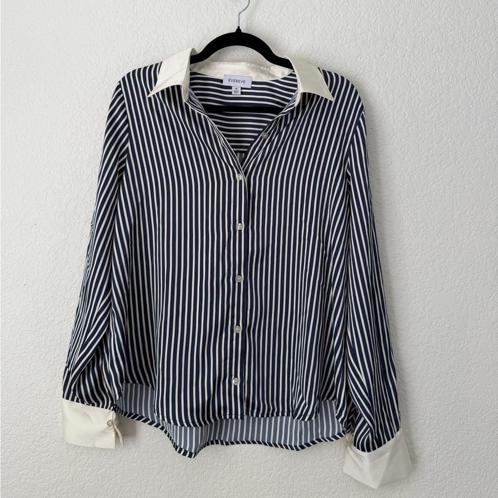 Evereve Julia Stripe Satin Shirt Medium - Picture 3 of 7